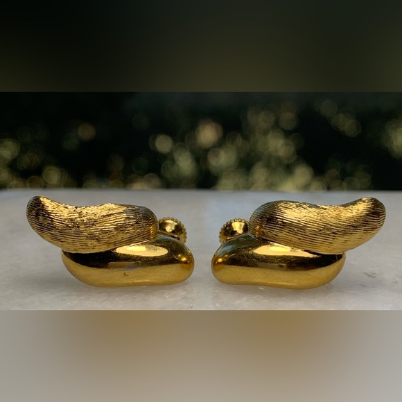 Napier Jewelry - Vintage Napier Gold Tone Screw Back Earrings | Modernist
